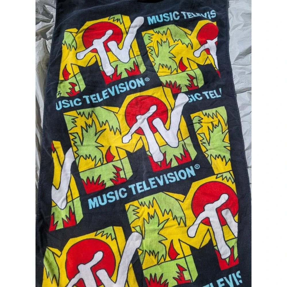 Vintage 1988 MTV Music Television Beach Bath Towel 29